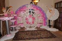 Baby Girl Stands - 